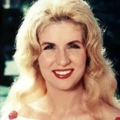 Sabah (singer) height profile photo