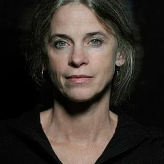 Sally Mann height profile photo