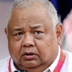 Salvador Medialdea height profile photo