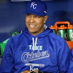 Salvador Perez height profile photo