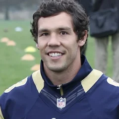 Sam Bradford height profile photo