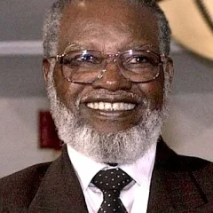 Sam Nujoma height profile photo