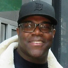 Sam Richardson (actor) height profile photo