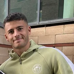 Sam Tickle height profile photo
