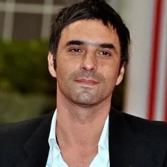 Samuel Benchetrit height profile photo