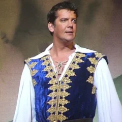 Samuel Kane height profile photo