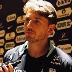 Sander Berge height profile photo