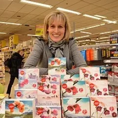 Santa Montefiore height profile photo