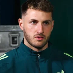 Santiago Giménez height profile photo