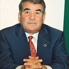 Saparmurat Niyazov height profile photo