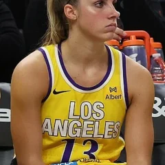 Sarah Ashlee Barker height profile photo