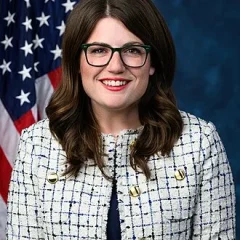 Sarah Elfreth height profile photo
