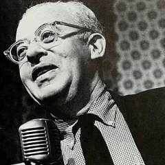 Saul Alinsky height profile photo