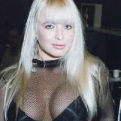 Savannah (actress) height profile photo
