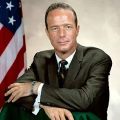 Scott Carpenter height profile photo