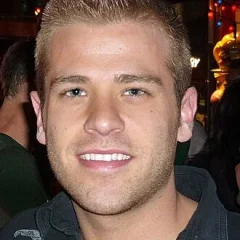Scott Evans (actor) height profile photo