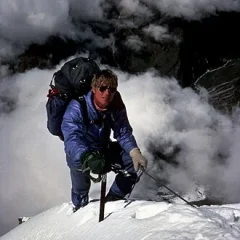 Scott Fischer height profile photo