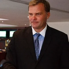Scott Zolak height profile photo