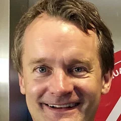 Seamus O'Regan height profile photo