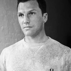Sean Avery height profile photo