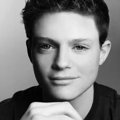 Sean Berdy height profile photo
