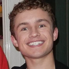 Sean Giambrone height profile photo