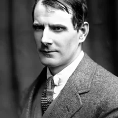 Seán O'Casey height profile photo