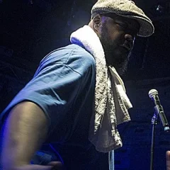 Sean Price height profile photo