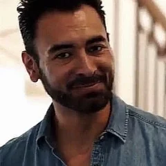 Sebastián Ferrat height profile photo