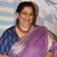 Seema Pahwa height profile photo