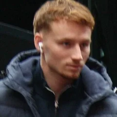 Sepp van den Berg height profile photo