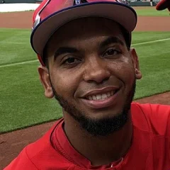 Seranthony Domínguez height profile photo