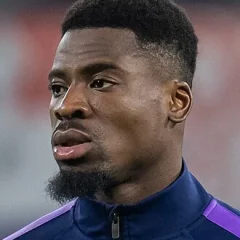 Serge Aurier height profile photo