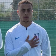 Sergiño Dest height profile photo