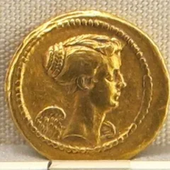 Servilia (mother of Brutus) height profile photo