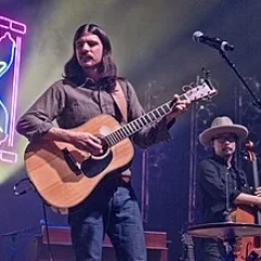 Seth Avett height profile photo