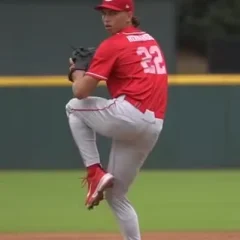 Seth Hernandez height profile photo