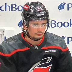 Seth Jarvis height profile photo