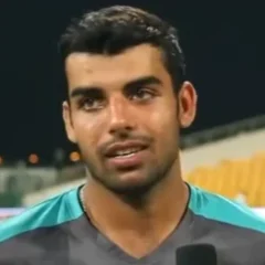 Shadab Khan height profile photo