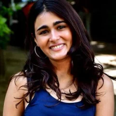 Shalini Pandey height profile photo