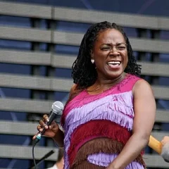 Sharon Jones height profile photo