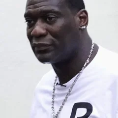 Shawn Kemp height profile photo