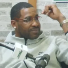 Shawne Williams height profile photo