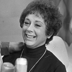 Sheila Bernette height profile photo