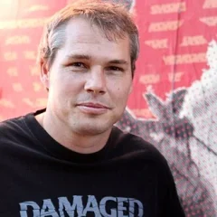 Shepard Fairey height profile photo