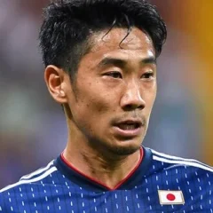 Shinji Kagawa height profile photo