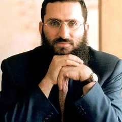Shmuley Boteach height profile photo