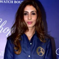 Shweta Bachchan height profile photo