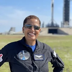 Sian Proctor height profile photo