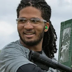 Sidney Jones (American football) height profile photo